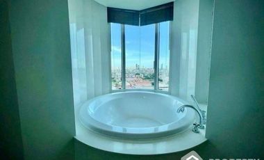 For sale 4 bed condo in Bang Kho Laem, Bangkok