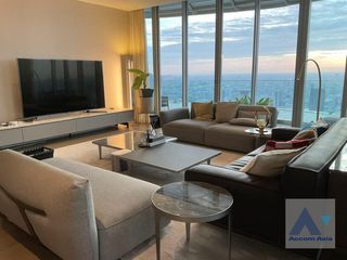 For rent そして for sale 4 Beds condo in Pathum Wan, Bangkok