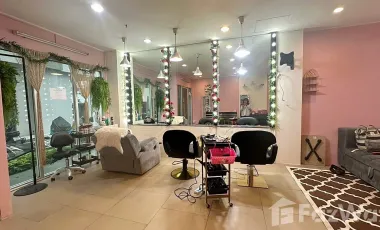 For sale スタジオ condo in Huai Khwang, Bangkok