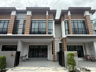For rent 3 bed townhouse in Cha Am, Phetchaburi