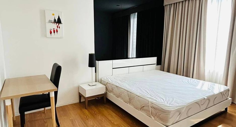For sale 1 bed condo in Watthana, Bangkok