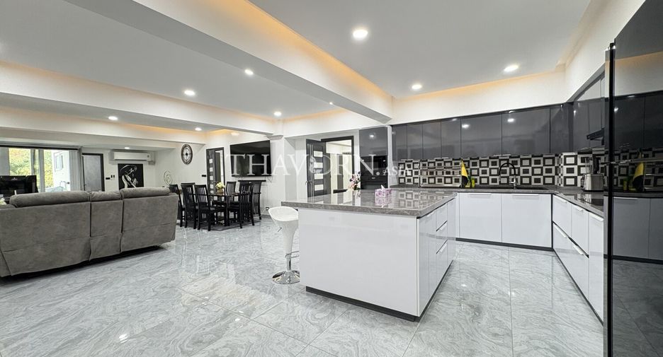 À vendre 2 chambres condo à Bang Lamung, Chonburi