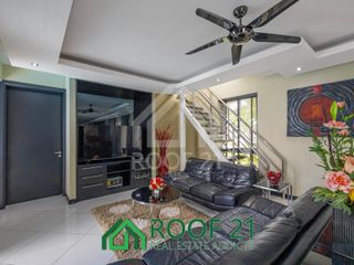 For sale 5 bed villa in Bang Lamung, Chonburi