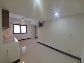 For rent retail Space in Watthana, Bangkok