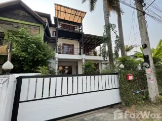 For sale 3 bed townhouse in Mueang Chiang Mai, Chiang Mai