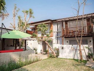 For sale 7 bed hotel in Mueang Chiang Mai, Chiang Mai