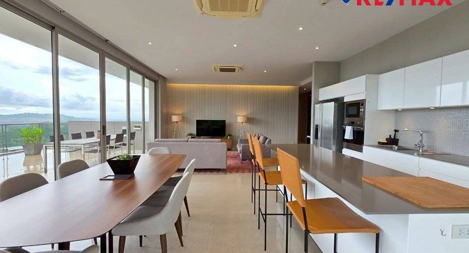 For sale 3 bedrooms condo in Sattahip, Chonburi