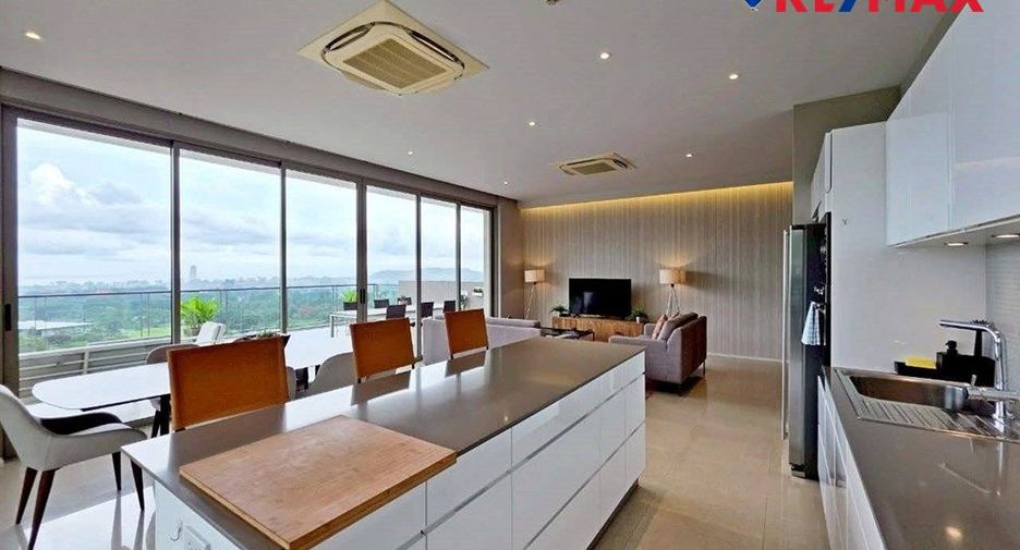 For sale 3 bedrooms condo in Sattahip, Chonburi