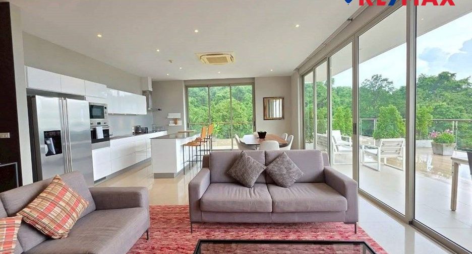 For sale 3 bedrooms condo in Sattahip, Chonburi