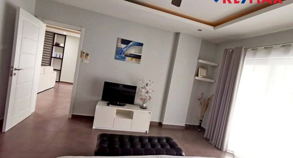 For sale 2 bedrooms condo in Pratumnak, Pattaya