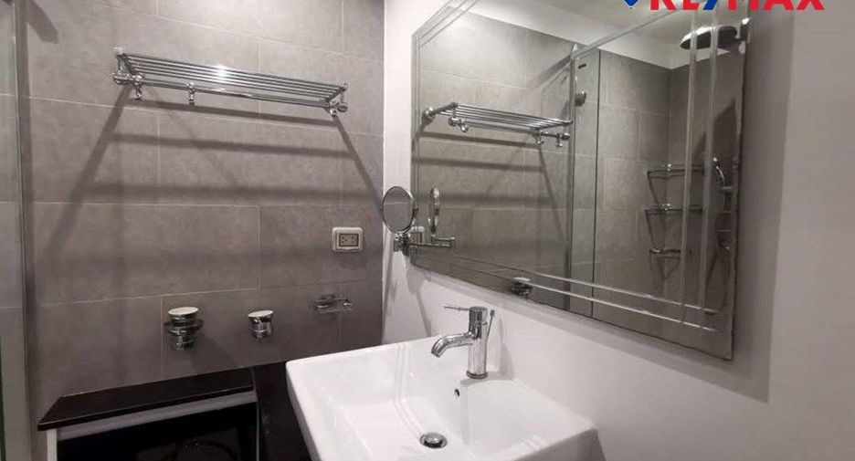 For sale 2 bedrooms condo in Pratumnak, Pattaya