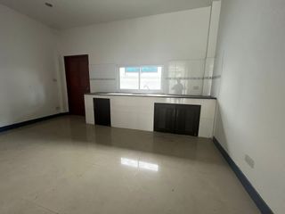 For sale 4 bed townhouse in Ko Samui, Surat Thani