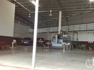 出售 仓库 在 Bang Phli, Samut Prakan