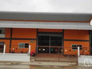 出售 仓库 在 Bang Phli, Samut Prakan