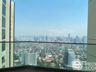 For rent 3 Beds condo in Khlong San, Bangkok