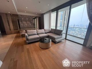 For rent 3 Beds condo in Khlong San, Bangkok