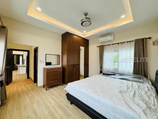 For sale 3 Beds condo in Bang Lamung, Chonburi