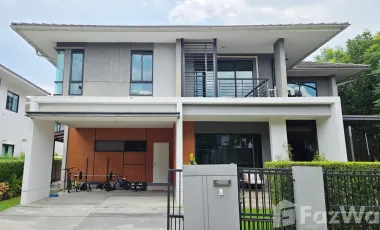 For sale 4 Beds house in Bangkok Noi, Bangkok