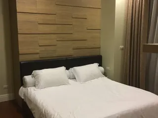 For rent 2 bed condo in Khlong Toei, Bangkok