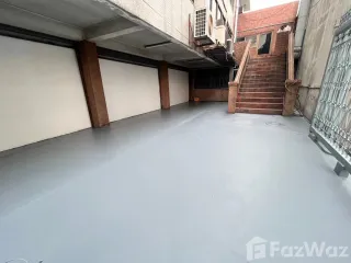 For rent 3 bed retail Space in Sathon, Bangkok