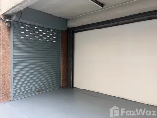 For rent 3 bed retail Space in Sathon, Bangkok