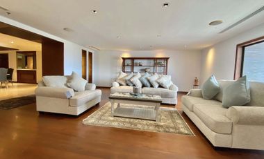 For rent 3 bed condo in Watthana, Bangkok