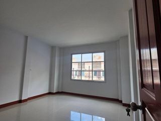 For sale 3 bed townhouse in Bang Bua Thong, Nonthaburi