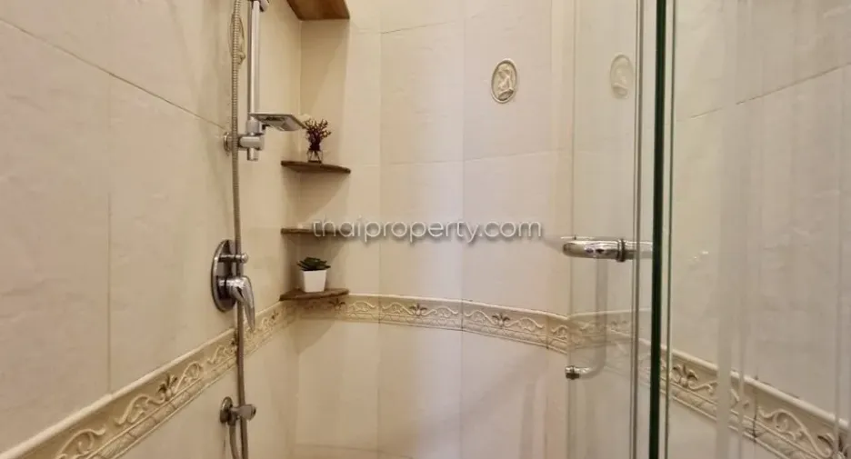 À vendre 4 chambres maison à Bang Lamung, Chonburi