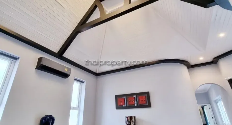 À vendre 4 chambres maison à Bang Lamung, Chonburi
