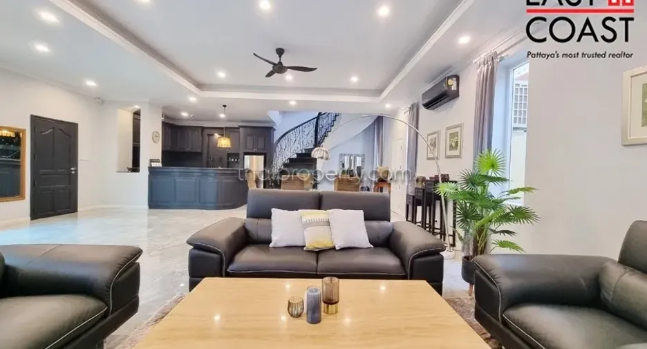 À vendre 4 chambres maison à Bang Lamung, Chonburi