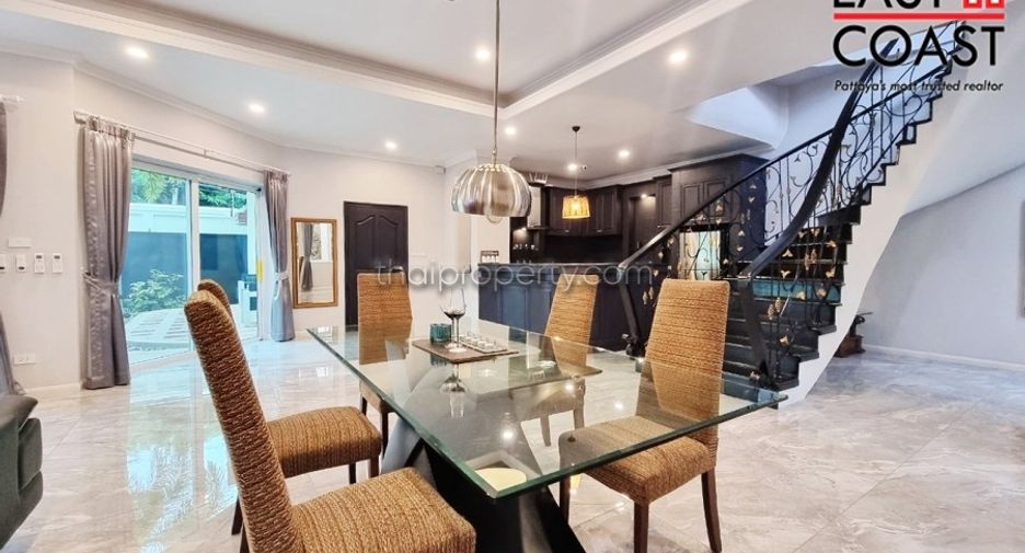 For sale 4 bedrooms house in Bang Lamung, Chonburi