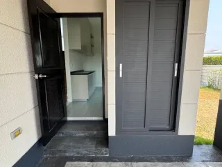 For rent 4 bed house in Mueang Samut Sakhon, Samut Sakhon