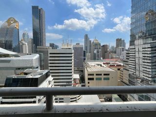 For rent 3 Beds condo in Pathum Wan, Bangkok