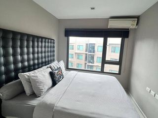 For sale 2 bed condo in Yan Nawa, Bangkok
