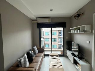 For sale 2 bed condo in Yan Nawa, Bangkok