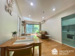For sale 1 bed condo in Khlong Toei, Bangkok