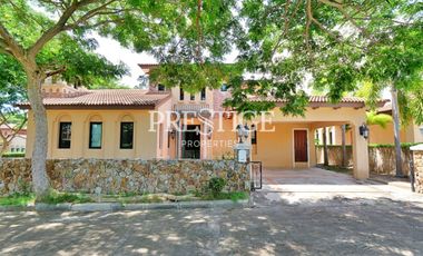 For sale 3 ベッドルーム house in Sattahip, Chonburi