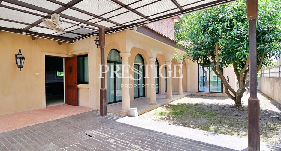 Haus zum Kauf mit 3 Zimmer in Sattahip, Chonburi