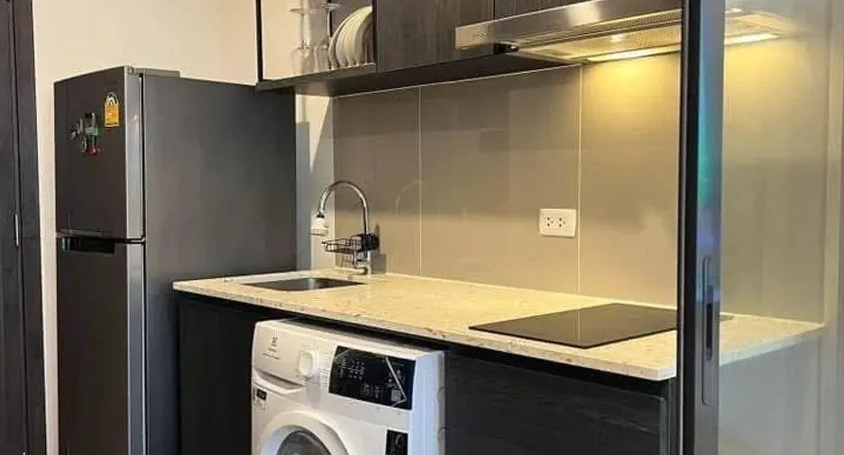 For rent studio condo in Huai Khwang, Bangkok