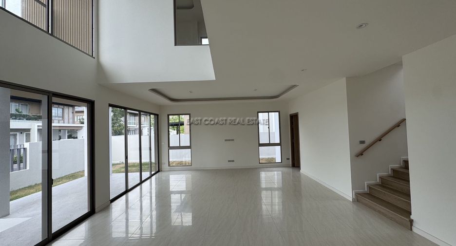 Casa en venta de 4 habitaciones en Bang Lamung, Chonburi