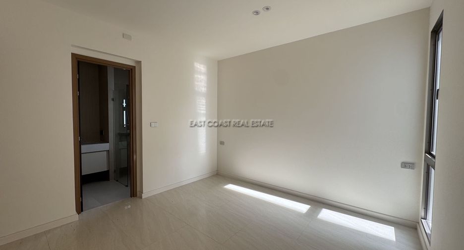 Casa en venta de 4 habitaciones en Bang Lamung, Chonburi