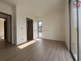 Haus zum Kauf mit 4 Zimmer in Bang Lamung, Chonburi