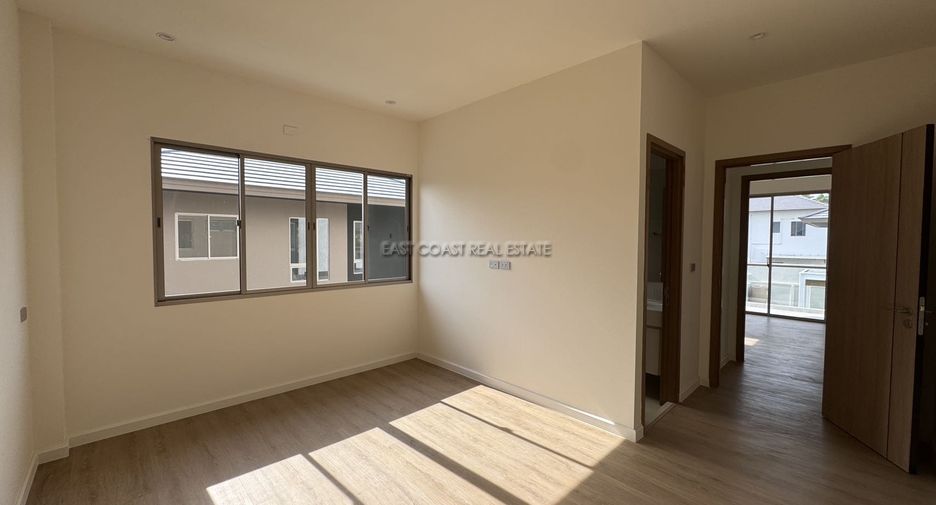 Casa en venta de 4 habitaciones en Bang Lamung, Chonburi