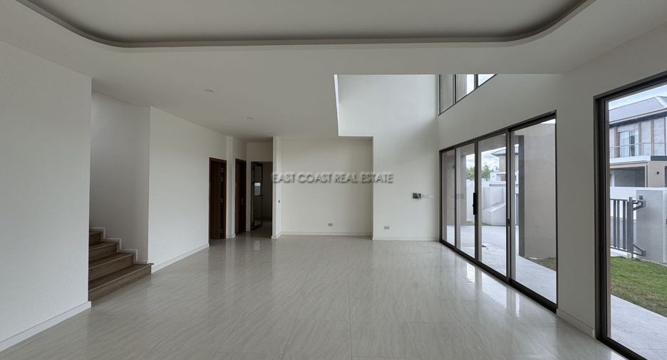 Casa en venta de 4 habitaciones en Bang Lamung, Chonburi