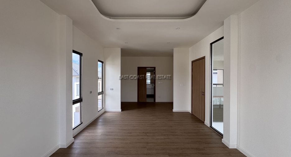Casa en venta de 4 habitaciones en Bang Lamung, Chonburi