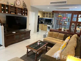 For rent 3 Beds townhouse in Bang Khen, Bangkok