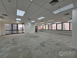 出租 办公室 在 沙吞, 曼谷