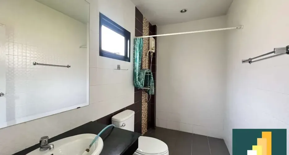 For rent and for sale 2 bedrooms house in Bang Lamung, Chonburi