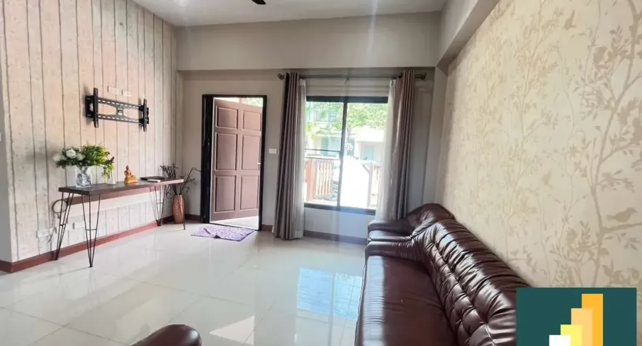 For rent and for sale 2 bedrooms house in Bang Lamung, Chonburi