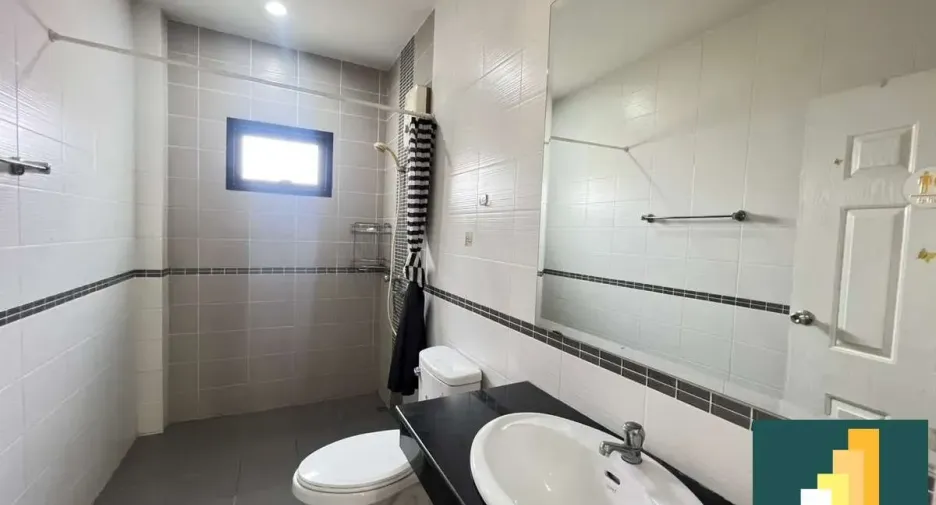 For rent and for sale 2 bedrooms house in Bang Lamung, Chonburi